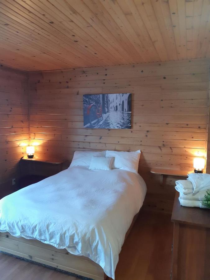 Auberge Ma Maison Sainte-Melanie Екстериор снимка